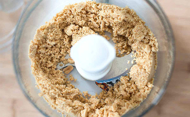 Размолоть арахис в блендере